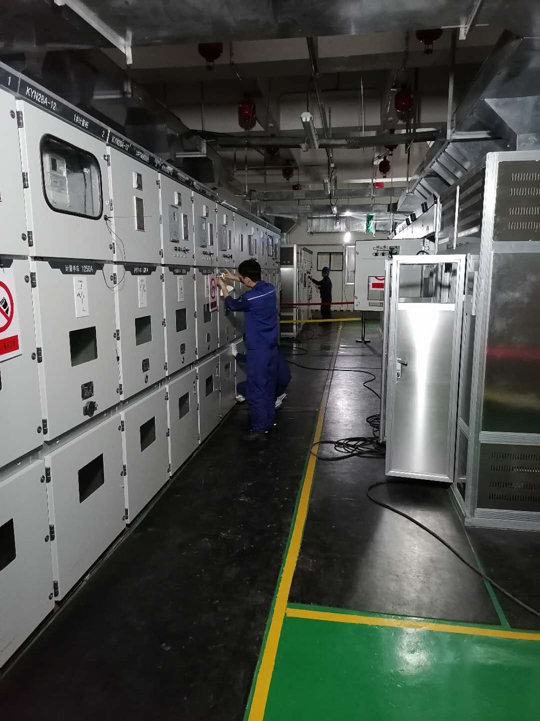 智慧大厦配电室停电检修